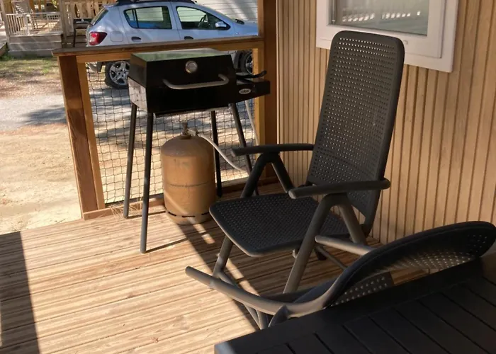 Κάμπινγκ Mobil 6 Personnes La Marina