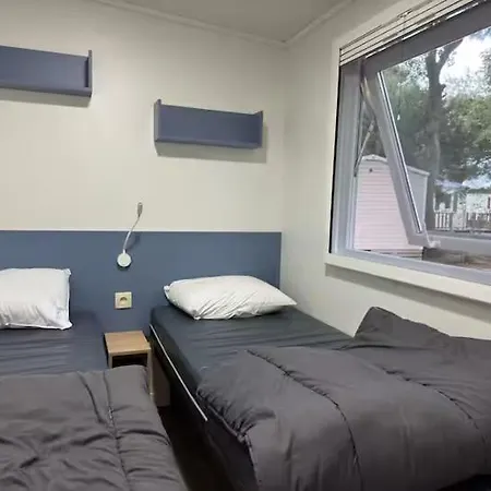 Campsite Mobil 6 Personnes La Marina Canet-en-Roussillon